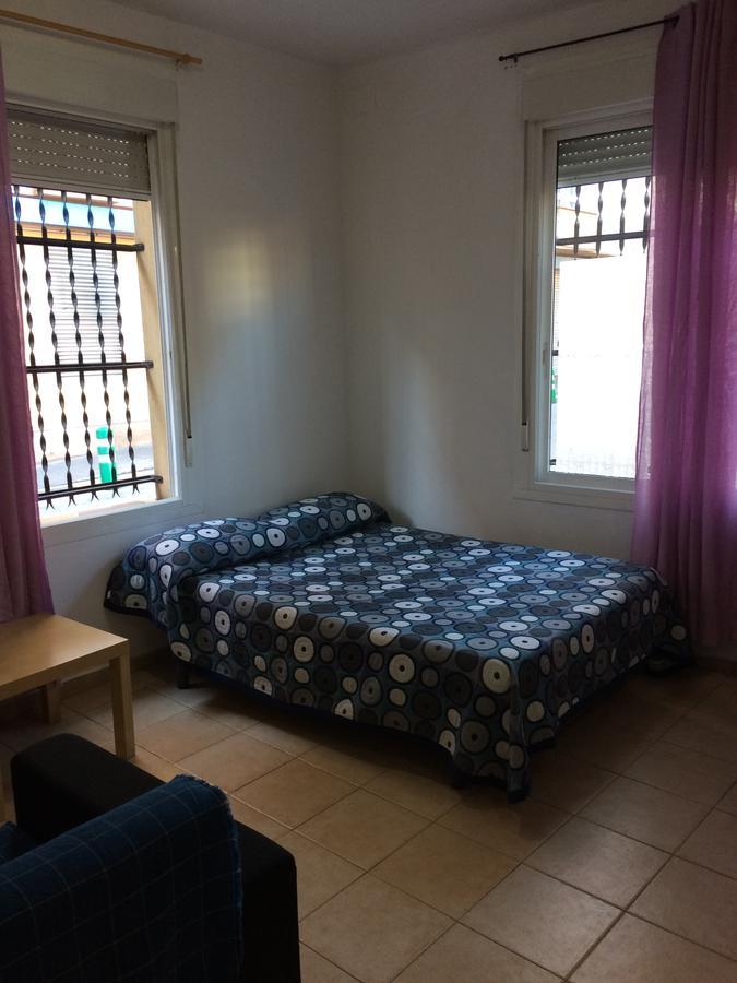 Apartamentos Turisticos Sant Boi Sant Boi de Llobregat Zewnętrze zdjęcie