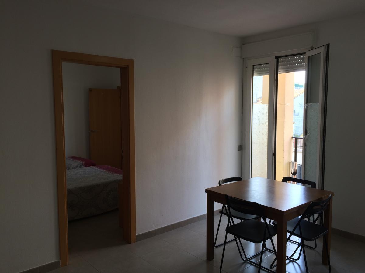 Apartamentos Turisticos Sant Boi Sant Boi de Llobregat Zewnętrze zdjęcie