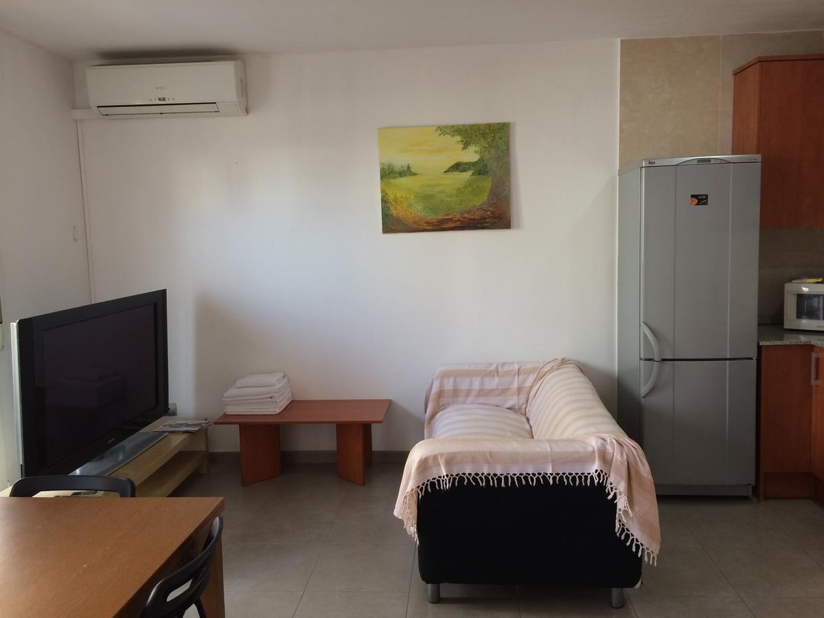 Apartamentos Turisticos Sant Boi Sant Boi de Llobregat Zewnętrze zdjęcie