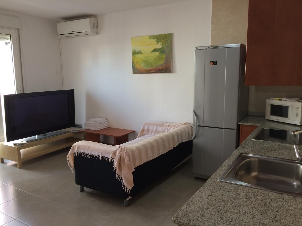 Apartamentos Turisticos Sant Boi Sant Boi de Llobregat Zewnętrze zdjęcie